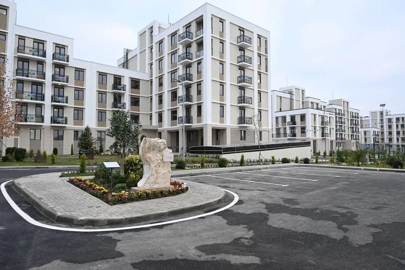 Ağdam Yaşayış Kompleksi - 1